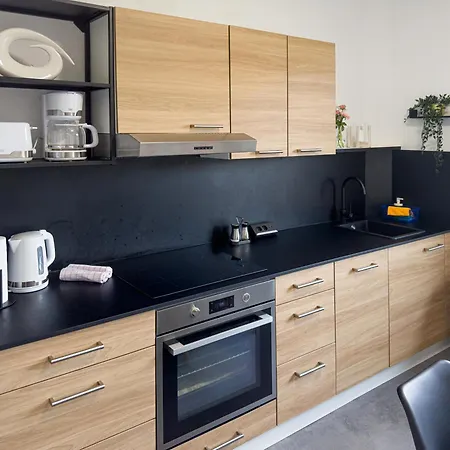 Daire Immostay #8 - Haus Fuer 13 Personen Mit 7 - Grosser Garten & Grill, Free Parking, Wlan Bremen