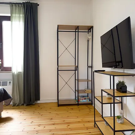 Immostay #8 - Haus Fuer 13 Personen Mit 7 - Grosser Garten & Grill, Free Parking, Wlan Апартаменты