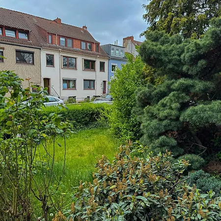 Immostay #8 - Haus Fuer 13 Personen Mit 7 - Grosser Garten & Grill, Free Parking, Wlan