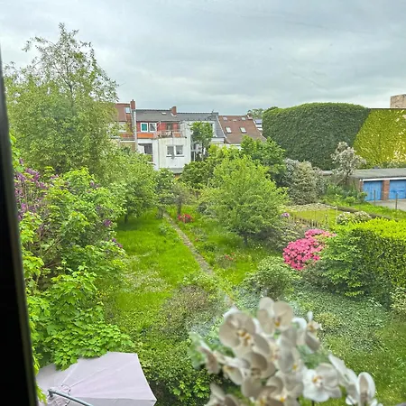 Апартаменты Immostay #8 - Haus Fuer 13 Personen Mit 7 - Grosser Garten & Grill, Free Parking, Wlan *