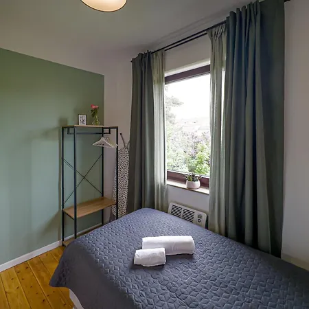 Immostay #8 - Haus Fuer 13 Personen Mit 7 - Grosser Garten & Grill, Free Parking, Wlan *