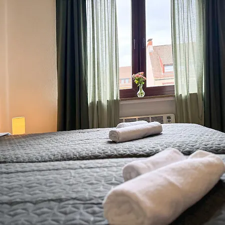 Immostay #8 - Haus Fuer 13 Personen Mit 7 - Grosser Garten & Grill, Free Parking, Wlan * Бремен