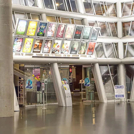 Immostay #8 - Haus Fuer 13 Personen Mit 7 - Grosser Garten & Grill, Free Parking, Wlan Апартаменты Бремен