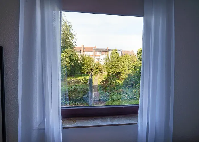 Immostay #8 - Haus Fuer 13 Personen Mit 7 - Grosser Garten & Grill, Free Parking, Wlan Brema