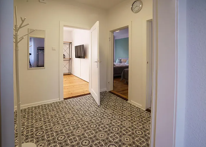 Immostay #8 - Haus Fuer 13 Personen Mit 7 - Grosser Garten & Grill, Free Parking, Wlan *