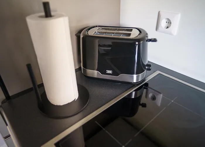 Immostay #8 - Haus Fuer 13 Personen Mit 7 - Grosser Garten & Grill, Free Parking, Wlan * Brema